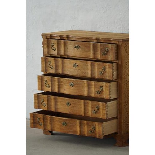 1950s Mid-Century Modern Danish Chest of Drawers in Oak from Henning Kjærnulf, 1960s For Sale - Image 5 of 18