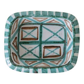 Example of Ashtrays and Catchalls