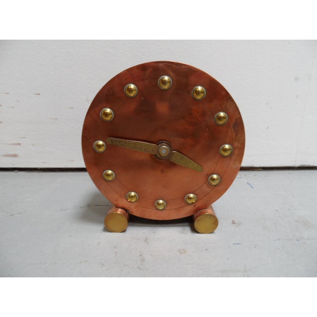 Art Deco Metal Table Clock, in Very Good conditions. Designed 1920 to 1949