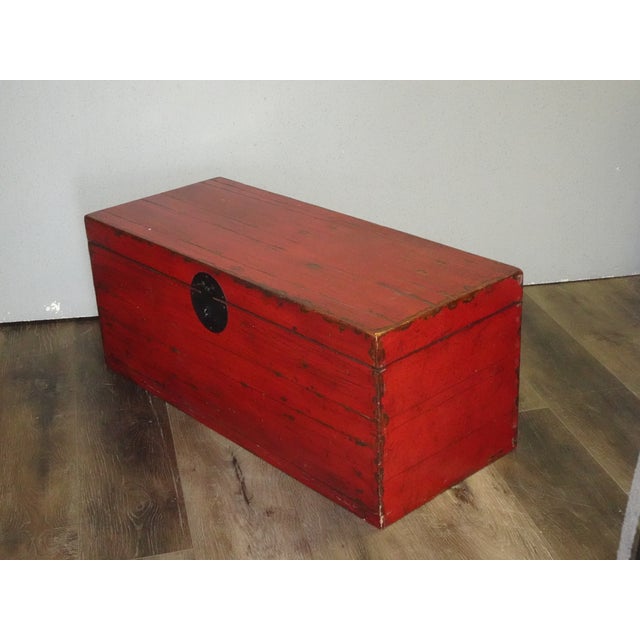 2000 - 2009 Lh26 Oriental Chinese Style Red Decorative Storage Box 14"Hx34" For Sale - Image 5 of 12