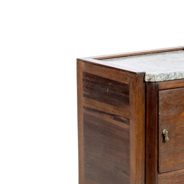 Furniture - Bedside table in oil-wood - 19th century. Portuguese; 19th century; in oil-wood with one drawer and one door....