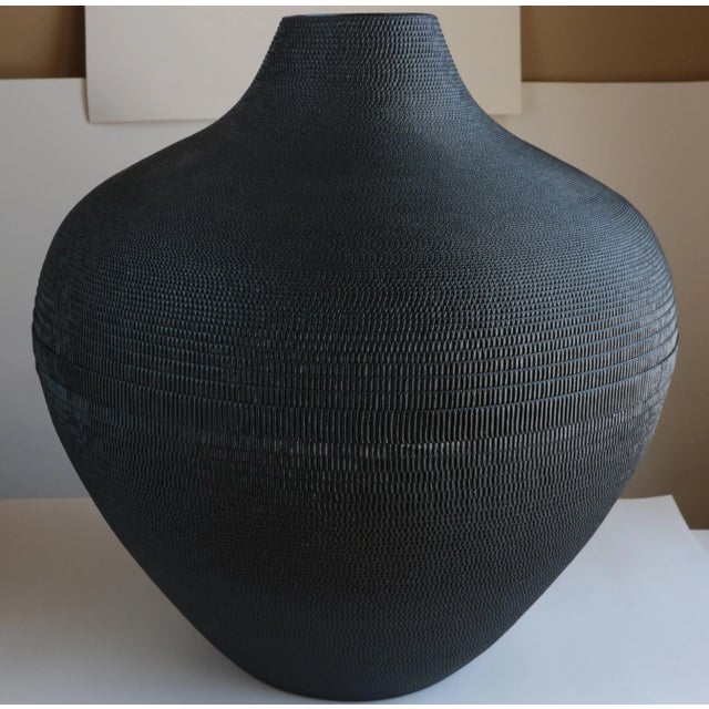 Postmodern Flute Corrugated Cardboard Floor Vase in Black For Sale In Madison - Image 6 of 6