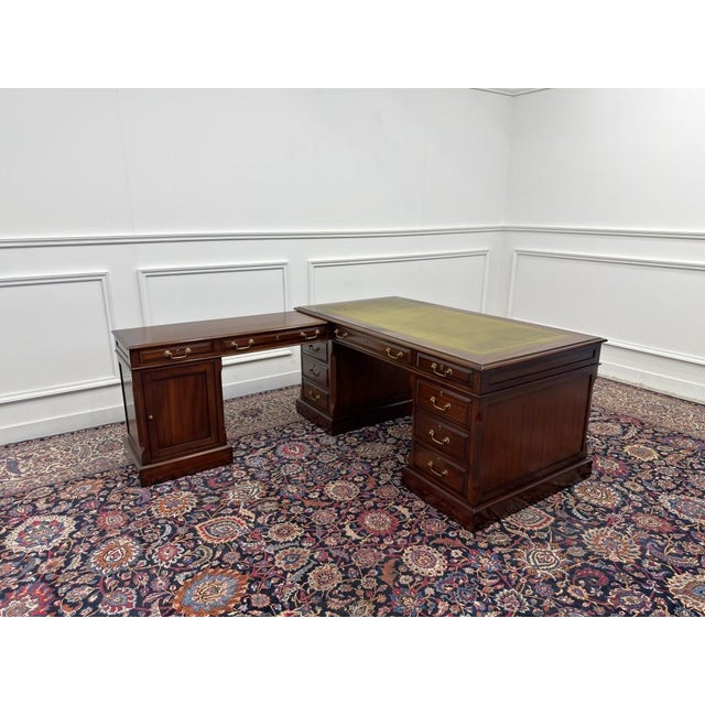 Corner Desk from Globe Wernicke For Sale - Image 3 of 18