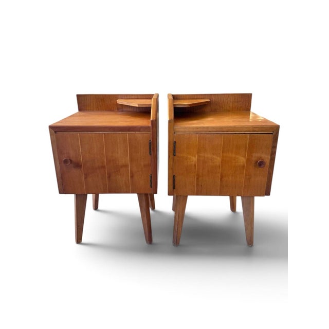 Mid-Century Modern Mid-Century Bedside Cabinets in Maple & Heywood, 1960, Set of 2 For Sale - Image 3 of 9