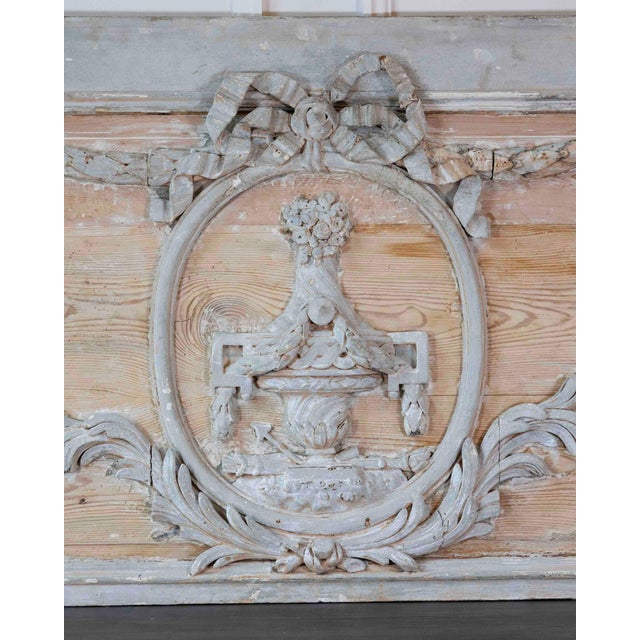 French Late 18th Century French Carved Boiserie Panel with Original Paint For Sale - Image 3 of 10