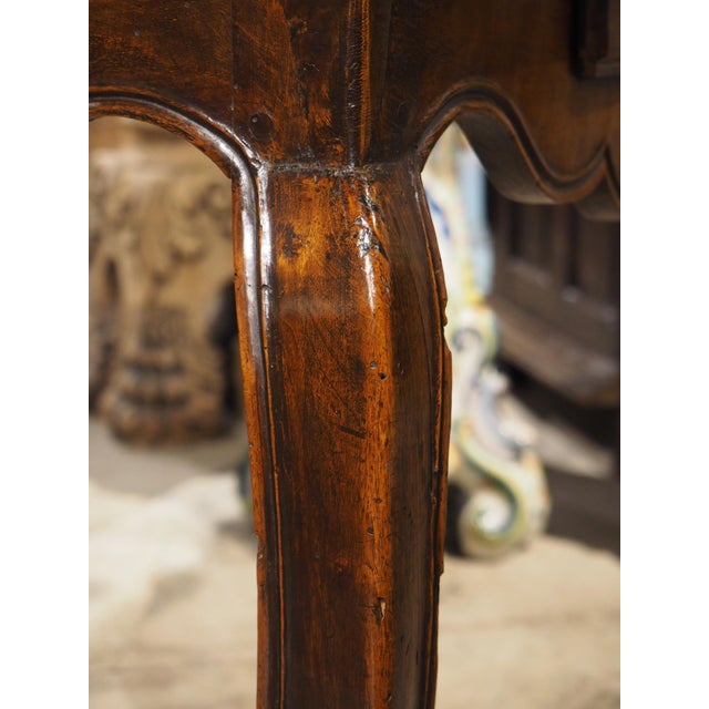 Wood French Louis XV Walnut Wood Table a Jeux Game or Side Table, Circa 1750 For Sale - Image 7 of 18