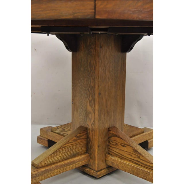 Antique Craftsman Mission Arts & Crafts Oak Wood Round Dining Table W/ 2 Leaves For Sale - Image 10 of 11