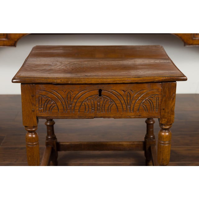 English 1800s Georgian Period Carved Oak Table with Lift Top and Turned Base For Sale In Atlanta - Image 6 of 12