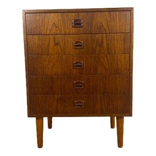 Small Teak Chest of Drawers Mid-Century Modern Danish Design, 1960s For Sale