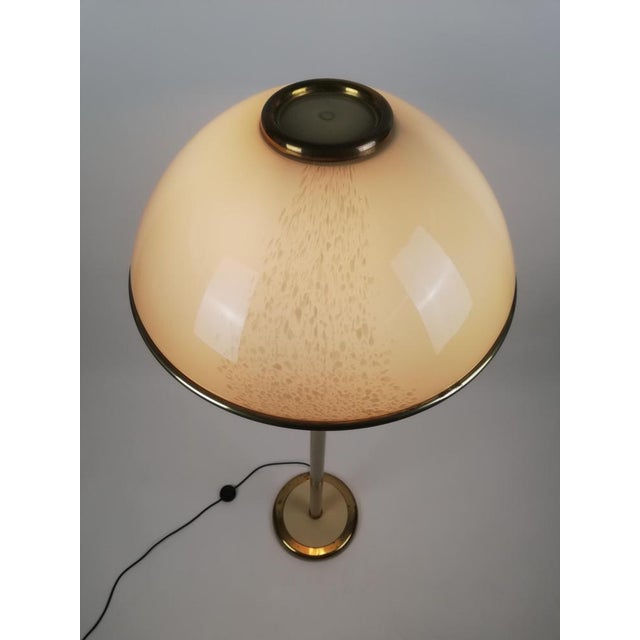 Italian Floor Lamp in Brass and Artistic Murano Glass attributed to F. Fabbian, 1970s For Sale - Image 4 of 18