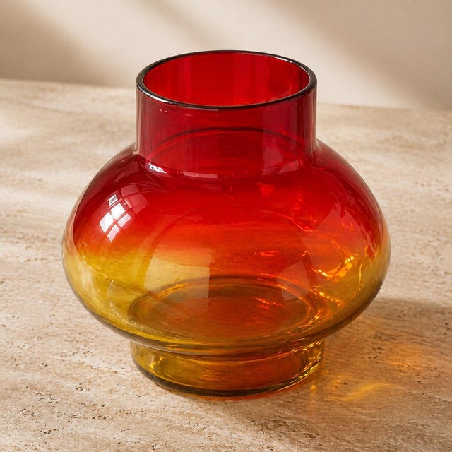 Blenko 1970s Mid-Century Modern Footed Vase For Sale - Image 4 of 4