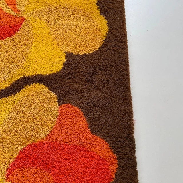 Vintage Modernist German High Pile Rug in the style of Panton, 1970s For Sale - Image 9 of 14