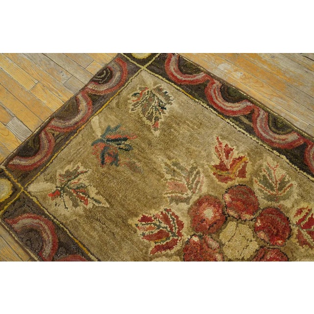 1900s Brown Floral Antique Fan Arc Border American Folk Art Hooked Small Rug For Sale - Image 10 of 15