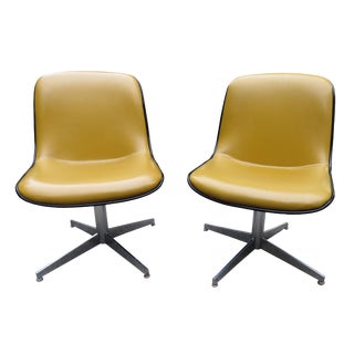 Vintage Steelcase Swivel Chairs - A Pair For Sale