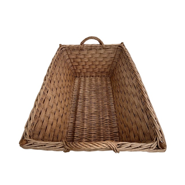 1960s French Wicker Market Basket Extra Large 33" X 24" For Sale In Los Angeles - Image 6 of 6