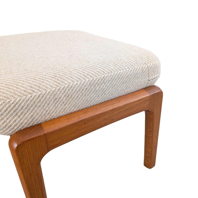 Senator Highback Armchair and Pouf by Ole Wanscher for Poul Jeppesen, Set of 3 For Sale - Image 12 of 15