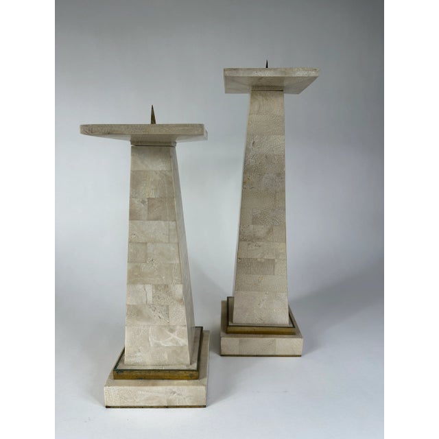 Maitland - Smith Mid 20th Century Pair of Tessellated Stone & Brass Candlesticks by Maitland Smith For Sale - Image 4 of 7