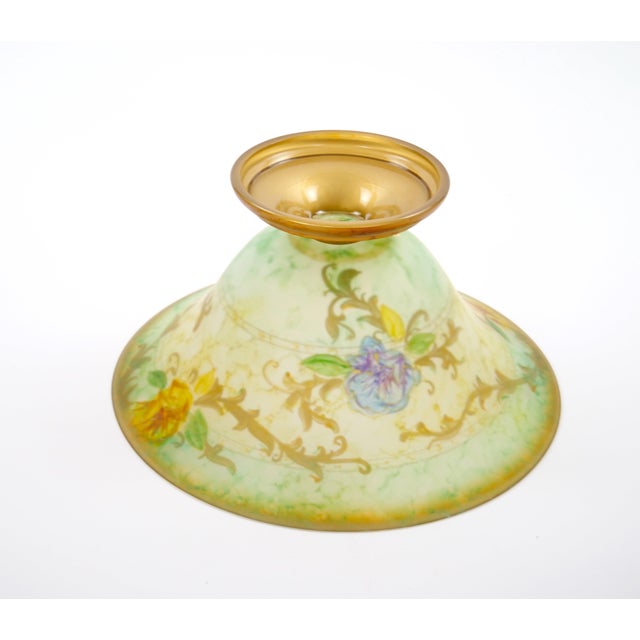 Mid-Century Modern Italian Venetian Art Glass Gilt & Painted Tableware Piece For Sale In New York - Image 6 of 9