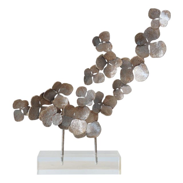 Oyster Flowers on Acrylic Accessory Acrylic For Sale