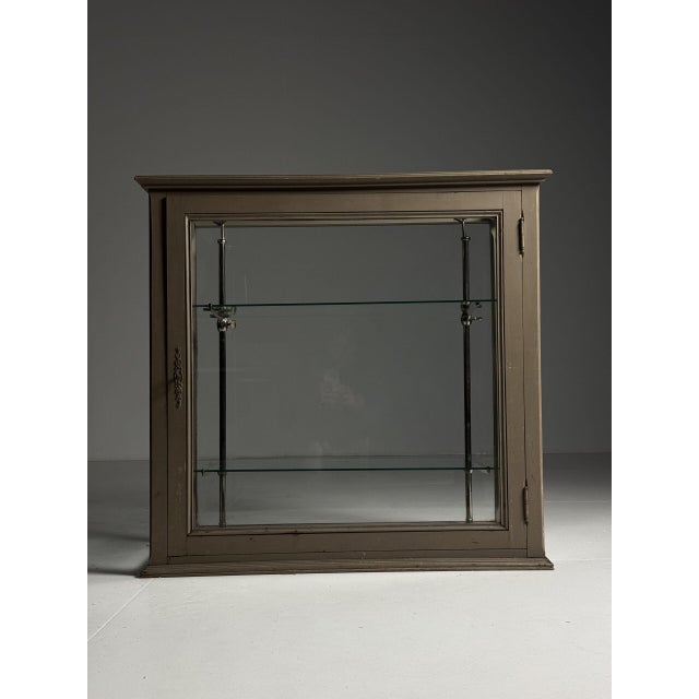 French Display Cabinet in Grey, 1900s For Sale - Image 18 of 18