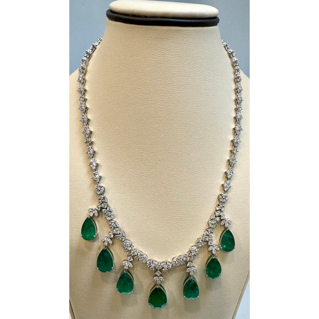 GIA Certified Pear Zambian Emerald & Diamond Bridal Drop Necklace 14 Kt Gold For Sale - Image 9 of 18
