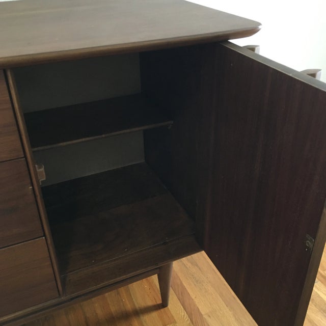 Walnut Credenza With Inverted Boomerang-Style Top and Original Chrome Pulls For Sale - Image 10 of 12