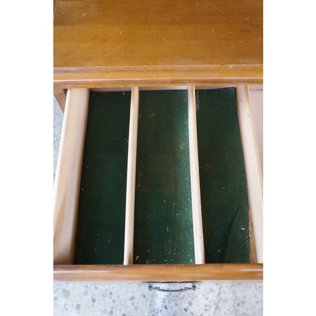 1990s Nathan Hale Maple Early American Colonial Revival China Cabinet Hutch 67" For Sale - Image 15 of 18