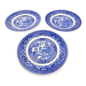 Mid-Century Royal China Blue Willow Porcelain Plates English Transferware Set 6.125"