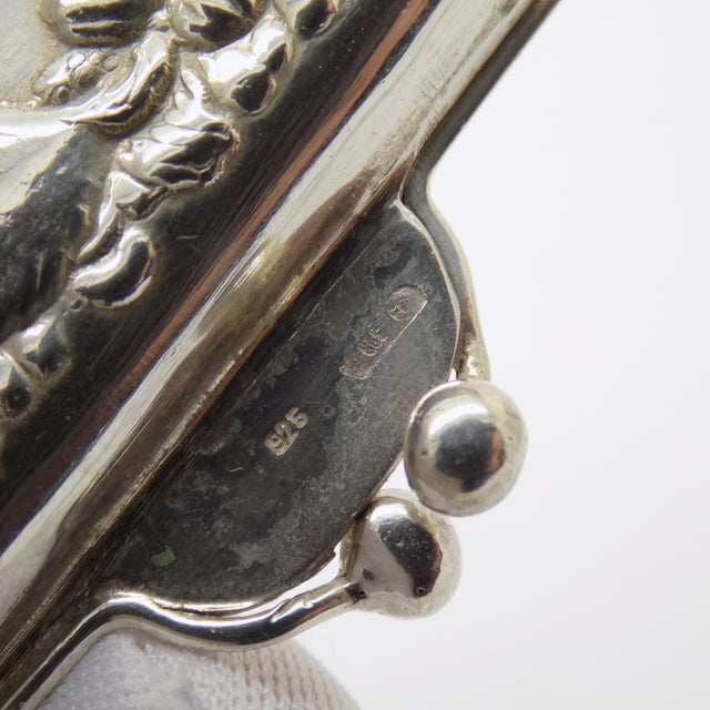 Vintage Italian Handmade Genuine Sterling Silver 925 Pill Snuff Trinket Box, 1970s For Sale - Image 10 of 14