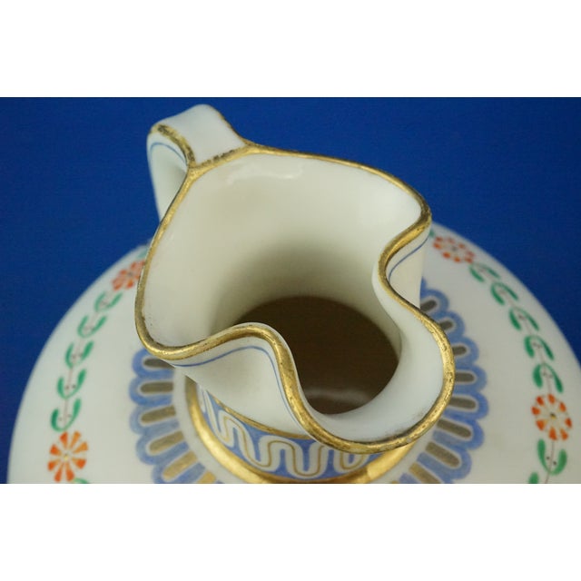 Classical Style Parian Jug in White Biscuit Porcelain with Gold Details, 19th Century For Sale - Image 14 of 18