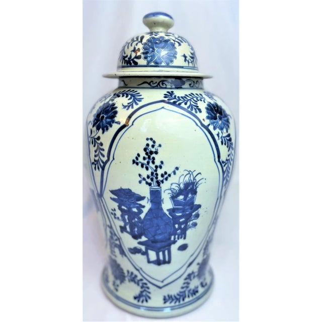 Contemporary Chinoiserie White & Blue Botanical Ginger Jar For Sale - Image 10 of 12