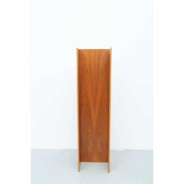 Wilhelm Renz Wall Shelf in Walnut by Walter Wirz for Wilhelm Renz, 1960s For Sale - Image 4 of 9