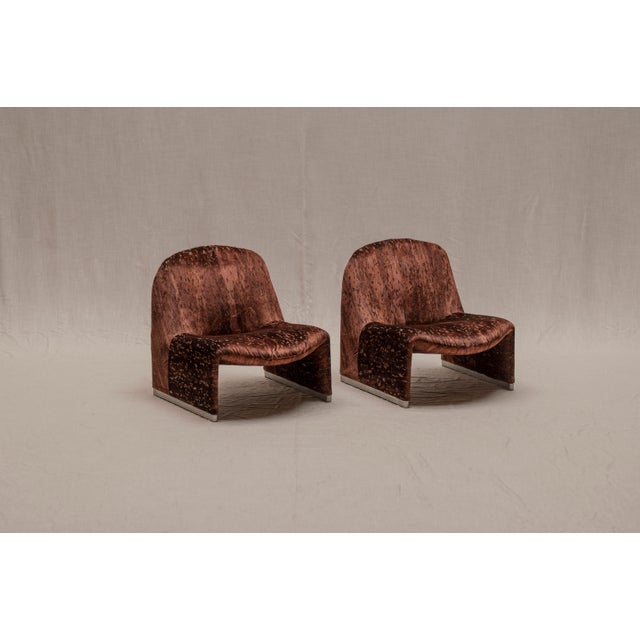 Alky Lounge Chairs by Giancarlo Piretti for Artifort, 1970s, Set of 2 For Sale - Image 3 of 17