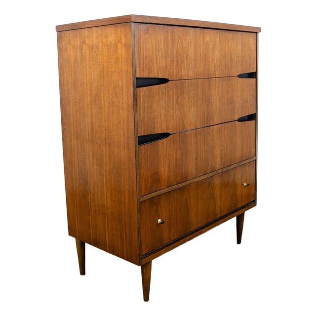 1960s Mid Century Modern Dresser Highboy Dresser Chest Drawers 4 Drawers Walnut MCM For Sale