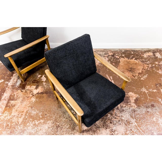 Mid-Century Modern GFM 142 Armchairs by Edmund Homa for Gościcńskie Furniture Fabryki, 1960s, Set of 2 For Sale - Image 3 of 18
