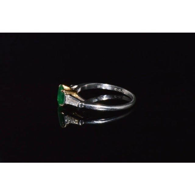 Certified Natural 1.13CTS VS G Diamond Emerald Platinum 18K Gold Three Stone Ring, size 6.75 For Sale - Image 4 of 10