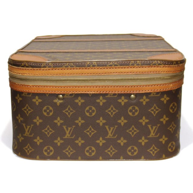 1970s Vintage Suitcase from Louis Vuitton For Sale - Image 5 of 11