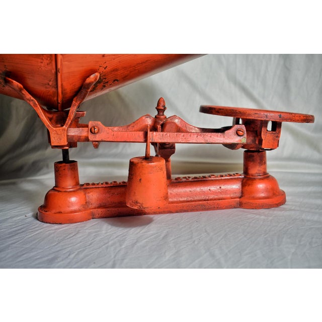 Late 19th Century Antique Fairbanks Cast Iron Balance Scale With Hand-Painted Floral Pan For Sale - Image 5 of 9