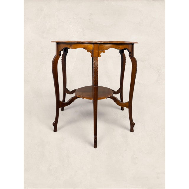 Antique English Oak Pie Crust Occasional Table Pie crust detailing on a piece like this never really goes out of style,...