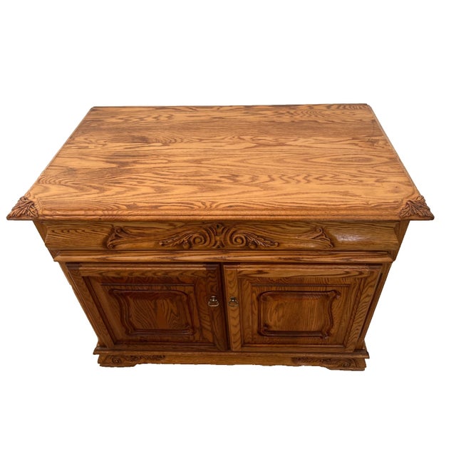 Gorgeous Vintage Oakwood Interiors Lowboy dresser Chest, Three Cedar Lined Drawers and one large felt lined hidden bottom...