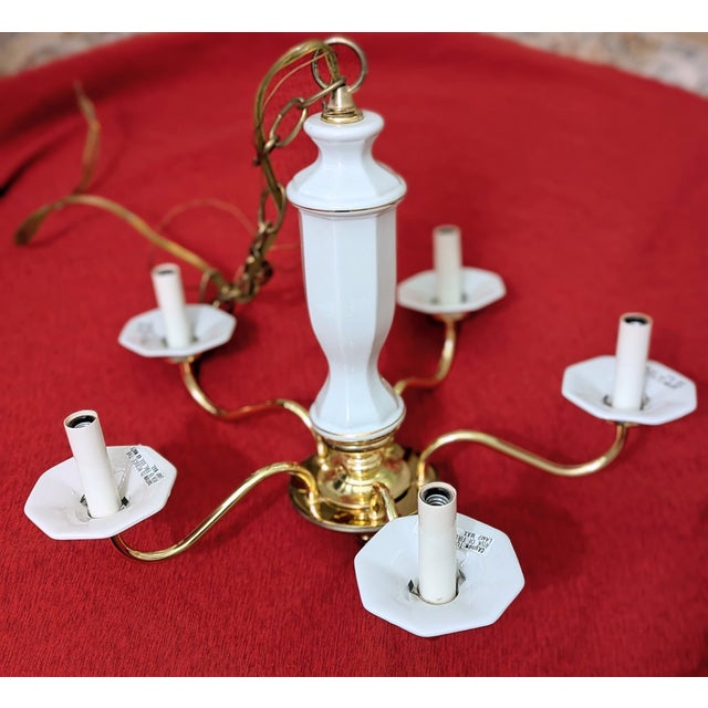 Late 20th Century Vintage Brass & White Porcelain 5-Light Chandelier Gilded Georgian For Sale - Image 5 of 12