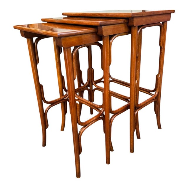Wood Art Nouveau Nesting Tables by Michael Thonet for Gebrüder Thonet Vienna Gmbh, 1890s, Set of 3 For Sale - Image 7 of 7