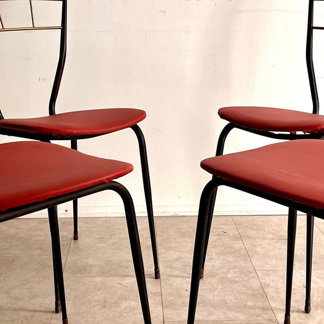 This set of four chairs embodies the essence of 1960s Italian design, a period characterized by bold experimentation with...