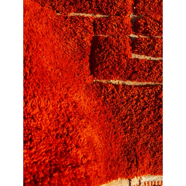 Burnt Orange Handmade Moroccan Mrirt Rug – Burnt Orange Wool Rug – Modern Textured Carpet For Sale - Image 8 of 10