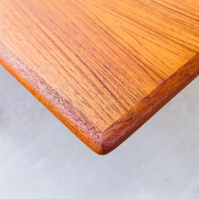 Restored 1960s Danish Modern Teak Draw Leaf Dining Table After Hans Wegner For Sale In Los Angeles - Image 6 of 13