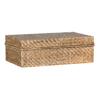 Vintage Country-Style Rectangular Rattan Storage Box with Hinged Lid For Sale