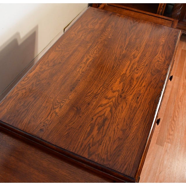 We are pleased to offer this beautiful Mission Arts & Crafts Office writing desk / library table, from the 1930s . This...