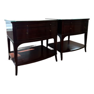 Thomas Pheasant for Baker Bow-Front Mahogany Nightstands, Pair For Sale