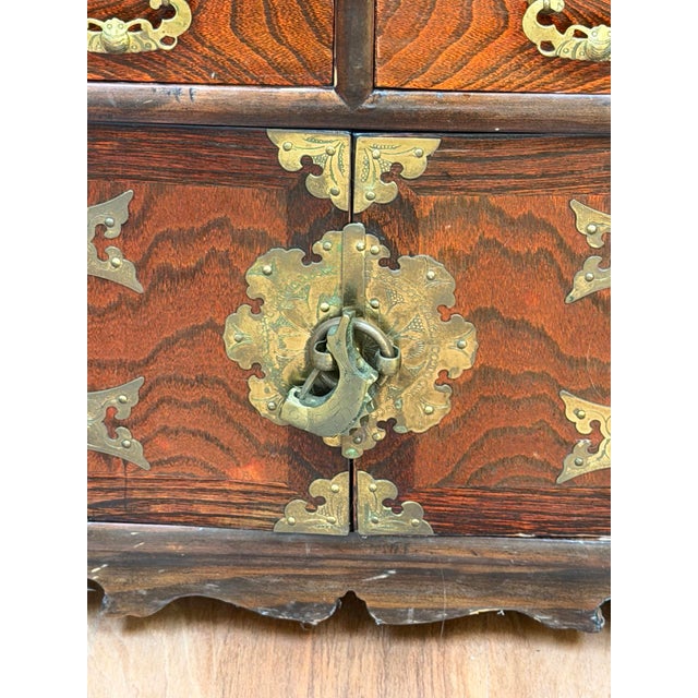Vintage Pagoda Style Wood Display Cabinets Set, 3 Pieces For Sale - Image 18 of 18