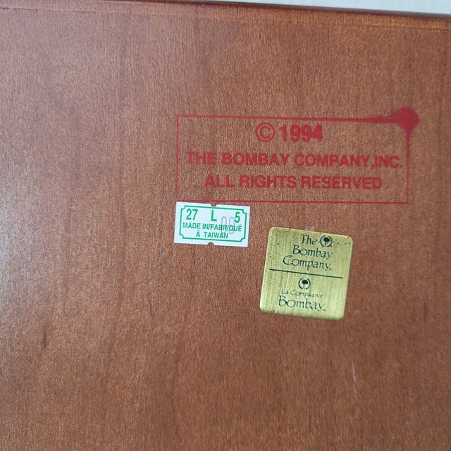 Vintage 1994 Bombay Company Mahogony Wood Glass Top Display Shadow Box Green Velvet Interior For Sale - Image 9 of 14